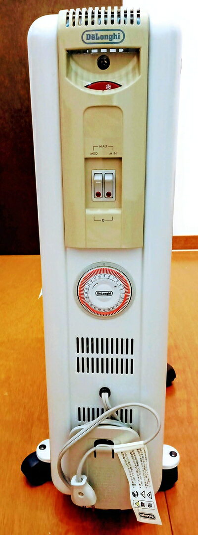 【中古】 Delonghi デロンギ H290912EC 9枚フィン オイルヒーター 1200W