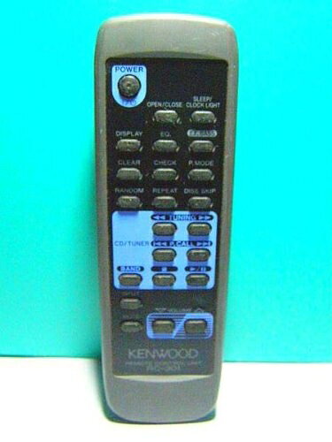 【お届け日について】お届け日の"指定なし"で、記載の最短日より早くお届けできる場合が多いです。お品物をなるべく早くお受け取りしたい場合は、お届け日を"指定なし"にてご注文ください。お届け日をご指定頂いた場合、ご注文後の変更はできかねます。【お品物お届けまでの流れについて】・ご注文：24時間365日受け付けております。・ご注文の確認と入金：入金*が完了いたしましたらお品物の手配をさせていただきます・お届け：商品ページにございます最短お届け日数±3日前後でのお届けとなります。*前払いやお支払いが遅れた場合は入金確認後配送手配となります、ご理解くださいますようお願いいたします。【中古品の不良対応について】・お品物に不具合がある場合、到着より7日間は返品交換対応*を承ります。初期不良がございましたら、購入履歴の「ショップへお問い合わせ」より不具合内容を添えてご連絡ください。*代替え品のご提案ができない場合ご返金となりますので、ご了承ください。・お品物販売前に動作確認をしておりますが、中古品という特性上配送時に問題が起こる可能性もございます。お手数おかけいたしますが、お品物ご到着後お早めにご確認をお願い申し上げます。【在庫切れ等について】弊社は他モールと併売を行っている兼ね合いで、在庫反映システムの処理が遅れてしまい在庫のない商品が販売中となっている場合がございます。完売していた場合はメールにてご連絡いただきますの絵、ご了承ください。【重要】・当社中古品は、製品を利用する上で問題のないものを取り扱っておりますので、ご安心して、ご購入いただければ幸いです。・商品の画像及びシリアルナンバーを弊社の方で控えておりますので、すり替え・模造品対策店舗として安心してお買い求めください。・掲載されております画像は全てイメージとなります。実際の商品とは色味等異なる場合がございますので、ご了承ください。・中古品の特性上、外箱,取り扱い説明書,ドライバ用CD-ROM等は付属いたしません。ドライバ用CD-ROMが必要な製品の場合は、公式サイトよりダウンロードください。・商品名に【付属、特典、○○付き、ダウンロードコード】等の記載があっても中古品の場合は基本的にこれらは付属致しません。・当ストアでは取り付けサービスはございません。ご理解いただいた上でご購入いただければ幸いです。・リモコンが必要な商品の場合、互換性リモコンである場合がございます。動作は問題ございませんので、ご了承の上ご安心してお買い求めください。・その他付属品(接続ケーブル,バッテリー....etc)も、互換性品となる場合がございます。動作確認はきちんとしておりますので、ご了承の上ご安心してお買い求めください。下記はメーカーインフォになりますため、保証等の記載がある場合や、付属品詳細の記載がある場合がございますが、こちらの製品は中古品ですのでメーカー保証の対象外となり、付属品に関しましても、製品の機能として損なわない付属品（保存袋、ストラップ...ect）は基本的には付属いたしません。かならずご理解いただいた上で、ご購入ください。ケンウッド オーディオリモコン RC-301