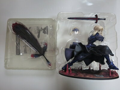 【中古】 Fate/stay night セイバーオルタ 〜卑王鉄槌〜 (1/7スケール PVC塗装済み完成品)