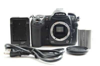 【中古】 FUJIFILM デジタル一眼レフカメラ FinePix (ファインピックス) S5 Pro FX-S5P