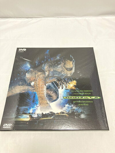 【お届け日について】お届け日の"指定なし"で、記載の最短日より早くお届けできる場合が多いです。お品物をなるべく早くお受け取りしたい場合は、お届け日を"指定なし"にてご注文ください。お届け日をご指定頂いた場合、ご注文後の変更はできかねます。【要注意事項】掲載されておりますお写真画像は全てイメージとなり、お送りするものを保証するものではございませんので、必ず下記事項を一読ください。【お品物お届けまでの流れについて】・ご注文：24時間365日受け付けております。・ご注文の確認と入金：入金*が完了いたしましたらお品物の手配をさせていただきます・お届け：商品ページにございます最短お届け日数±3日前後でのお届けとなります。*前払いやお支払いが遅れた場合は入金確認後配送手配となります、ご理解くださいますようお願いいたします。【中古品の不良対応について】・お品物に不具合がある場合、到着より7日間は返品交換対応*を承ります。初期不良がございましたら、購入履歴の「ショップへお問い合わせ」より不具合内容を添えてご連絡ください。*代替え品のご提案ができない場合ご返金となりますので、ご了承ください。・お品物販売前に動作確認をしておりますが、中古品という特性上配送時に問題が起こる可能性もございます。お手数おかけいたしますが、お品物ご到着後お早めにご確認をお願い申し上げます。【在庫切れ等について】弊社は他モールと併売を行っている兼ね合いで、在庫反映システムの処理が遅れてしまい在庫のない商品が販売中となっている場合がございます。完売していた場合はメールにてご連絡いただきますの絵、ご了承ください。【重要】・当社中古品は、製品を利用する上で問題のないものを取り扱っておりますので、ご安心して、ご購入いただければ幸いです。・商品の画像及びシリアルナンバーを弊社の方で控えておりますので、すり替え・模造品対策店舗として安心してお買い求めください。・中古品の特性上【破れ、パッケージの欠け,割れ、レンタル落ち、メモ書き】等がある場合がございます。・レンタル落ちの場合、タグ等が張り付いている場合がございますが、使用する上で問題があるものではございません。・商品名に【付属、特典、○○付き、ダウンロードコード】等の記載があっても中古品の場合は基本的にこれらは付属致しません。・DVD BOXは、カバーや特典,冊子等の不足、レンタル落ちのセットの場合がございます。ご了承の上ご購入ください。ご不安の場合は、必ずご購入前にお問い合わせください。下記はメーカーインフォになりますため、保証等の記載がある場合や、付属品詳細の記載がある場合がございますが、こちらの製品は中古品ですのでメーカー保証の対象外となり、付属品に関しましても、製品の機能として損なわない付属品（保存袋、ストラップ...ect）は基本的には付属いたしません。かならずご理解いただいた上で、ご購入ください。ゴジラ GODZILLA [DVD]