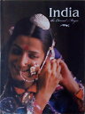 【中古】 India: The Eternal Magic