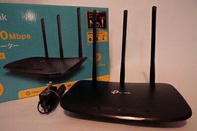 【中古】（新古品・未使用品） TP-Link WiFi 無線LAN ルーター TL-WR940N 450Mbps 11n/g/b 【 利用推奨環境 4人 3LDK 2階建 】 3年