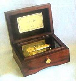 【30弁高音質】ウォールナットBox（コンチェルト）オルゴール