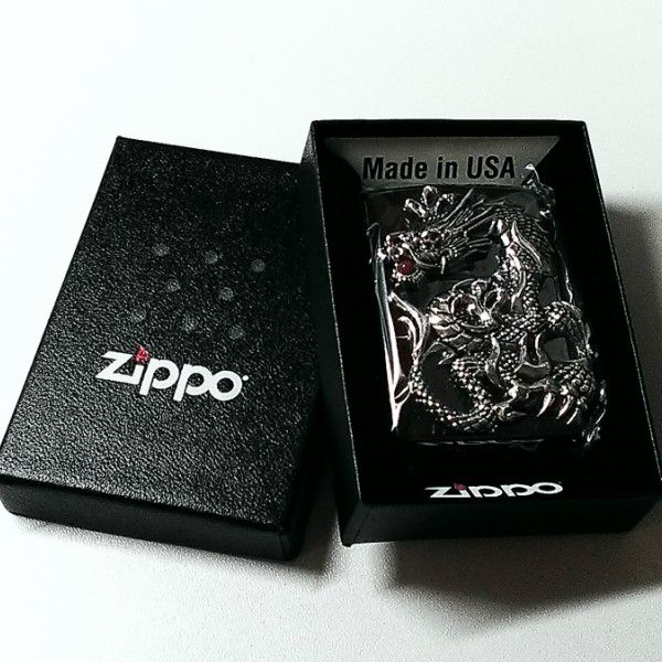 Zippo 大迫力 龍の大型メタルジッポ 8 ライター ニッケルミラー 喫煙具 竜 ジッポ 和柄 渋い 龍 ドラゴンメタル 黒 珊瑚珠玉 ブラック 8 八 鏡面 動画あり かっこいい メンズ 渋い ギフト プレゼント Zippoタバコケース 喫煙具のハヤミ