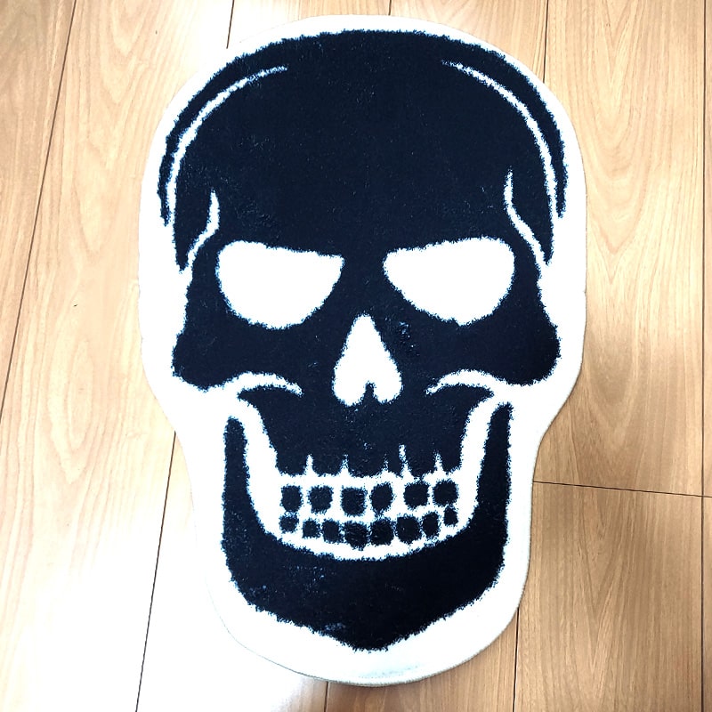 フロアマット スカルヘッド リビング 玄関 滑り止め加工 インテリア SKULL 黒 おしゃれ アメリカン 雑貨 かっこいい 珍しい クール 個性的 かわいい カフェ バー 店舗