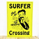 サインボード 看板 可愛い Betty Plastic Sign Board SURFING プレート ベティ・ブープ Betty Boop ガレージイエロー 壁飾り サーファー アメリカン おしゃれ 雑貨 インテリア サーフィン ディスプレイ かわいい カフェ 店舗