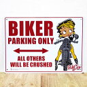 【ポイント5倍】サインボード 看板 可愛い Betty Plastic Sign Board BIKER バイカー専用駐車場 ベティ ブープ Betty Boop プレート ガレージ 壁飾り アメリカン おしゃれ 雑貨 インテリア ディスプレイ かわいい カフェ 店舗