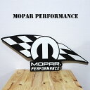 ブリキ看板 メタルサイン Mopar Performance アンティーク ロゴ ガレージ 壁飾り 正規ライセンス品 アメリカン 雑貨 インテリア ブラック 珍しい おしゃれ 可愛い サーファー カフェ 店舗