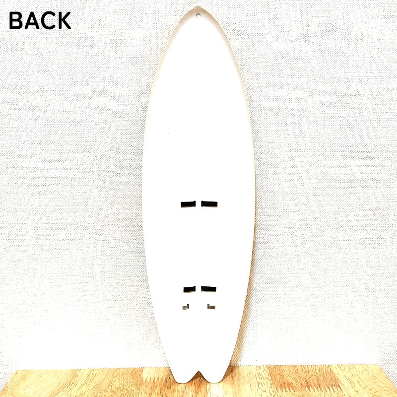 ブリキ看板 USA雑貨 Hayammysの温度計 おしゃれ マーキュリー サーフボード 壁飾り サーモメーター ブリキ看板 MERCURY 花柄 サンフラワー ひまわり レトロ ビーチ カラフル アメリカン 雑貨 サーファー 壁掛け 可愛い インテリア カフェ バー 店舗｜アングル3