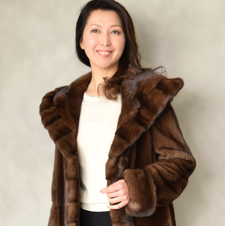 【クーポン利用で5％OFF】SAGA デミバフ ミンク フーデッド コート (M2713)毛皮 ファー SAGA ミンク MINK ジャケット コート coat 女性用 レデイース ミセス ファッション プレゼント ギフト 40代 50代