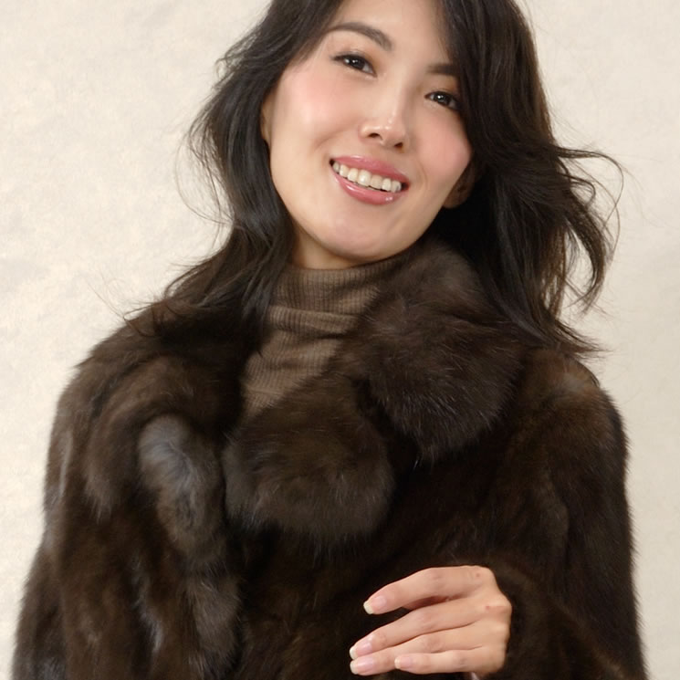 ロシアン セーブル ファー ジャケット（SJ4189)毛皮・ファー 女性用 レデイース プレゼント ギフト coat 冬 ファー 毛皮の王様 ミセス ファッション 40代 50代