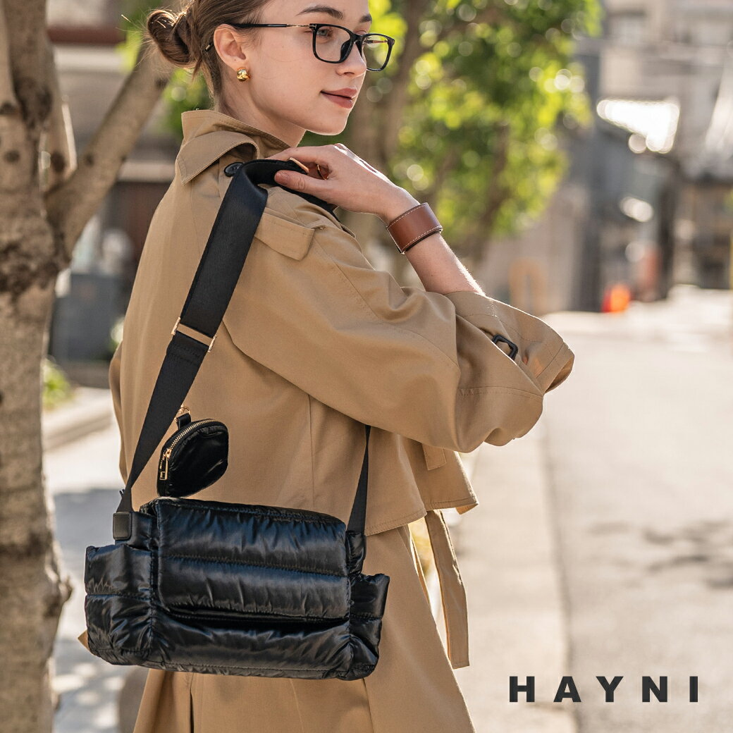 ショルダーバッグ レディース 斜めがけバッグ【Flaum フラム｜HAYNI ヘイニ】斜め掛け 肩掛け 大人 ナイロン ナイロンバッグ ミニポーチ コインチャーム 軽量 軽い おしゃれ カジュアル かわいい きれいめ シンプル マチあり 黒 ブランドのサムネイル