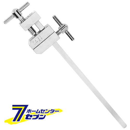 「藤原産業 鉄製ハタ金 細工用 120MM 」は株式会社ホームセンターセブンが販売しております。メーカー藤原産業品名鉄製ハタ金 細工用 120MM 品番又はJANコードJAN:4977292221207サイズ重量40商品説明●木工ボンドによる接合の多い、日曜大工にも最適です。【用途】●接着・切断時の固定。【機能】●締付け力の微調整が可能です。●表面をメッキ処理していますのでサビにくく、くわえ部分のスムーズな動きを長く保ちます。【仕様】■サイズ：120mm。■最大口開き：95mm。■クロームメッキ仕上げ。【材質】■鉄製。【注意事項・その他】■吊り具として使用しないでください。■足場等の接続に使用しないでください。■ハンマー等で叩いて衝撃を加えないでください。 ＜メール便発送＞代金引換NG/着日指定NG　 ※こちらの商品はメール便の発送となります。 ※メール便対象商品以外の商品との同梱はできません。 ※メール便はポストに直接投函する配達方法です。 ※メール便での配達日時のご指定いただけません。 ※お支払方法はクレジット決済およびお振込みのみとなります 　（代金引換はご利用いただけません。） ※万一、紛失や盗難または破損した場合、当店からの補償は一切ございませんのでご了承の上、ご利用ください。 ※パッケージ、デザイン等は予告なく変更される場合があります。※画像はイメージです。商品タイトルと一致しない場合があります。《作業工具 クランプ バイス ハタ金》商品区分：原産国：広告文責：株式会社ホームセンターセブンTEL：0978-33-2811