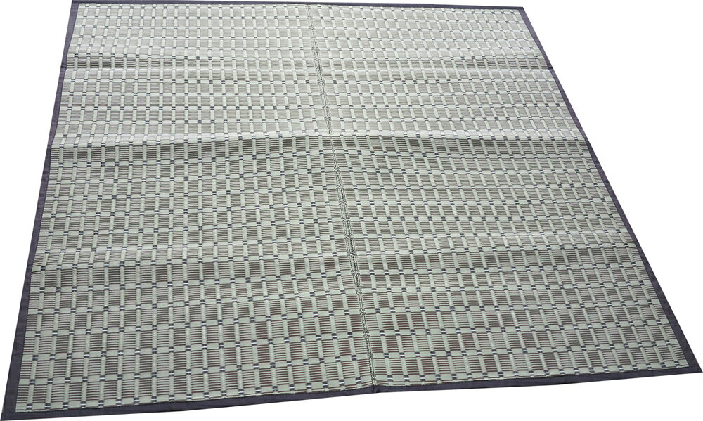 「大島屋 PPカーペット 月ケ瀬4.5帖 お手入れ簡単洗える上敷/本間 約286x286cm 」は株式会社ホームセンターセブンが販売しております。メーカー大島屋品名PPカーペット 月ケ瀬4.5帖 お手入れ簡単洗える上敷/本間 約286x286cm 品番又はJANコードJAN:4531803315412サイズ-重量6700商品説明●汚れても水で洗えるポリプロピレン製です。●フローリングには対応しておりません。■本体サイズ：約286×286cm ■素材・材質：ポリプロピレン※パッケージ、デザイン等は予告なく変更される場合があります。※画像はイメージです。商品タイトルと一致しない場合があります。《ござ 上敷 カーペット》商品区分：原産国：中国広告文責：株式会社ホームセンターセブンTEL：0978-33-2811
