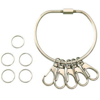 ※パッケージ、デザイン等は予告なく変更される場合があります。※画像はイメージです。商品タイトルと一致しない場合があります。カギをまとめて保守、保安。サイズ個装サイズ：15×11.5×2.2cm重量個装重量：87g生産国日本広告文責:株式会社ホームセンターセブンTEL:0978-33-2811＜メール便発送＞代金引換NG/着日指定NG※こちらの商品はメール便の発送となります。※メール便対象商品以外の商品との同梱はできません。※メール便はポストに直接投函する配達方法です。※メール便での配達日時のご指定いただけません。※お支払方法はクレジット決済およびお振込みのみとなります（代金引換はご利用いただけません。）※万一、紛失や盗難または破損した場合、当店からの補償は一切ございませんのでご了承の上、ご利用ください。※パッケージ、デザイン等は予告なく変更される場合があります。※画像はイメージです。商品タイトルと一致しない場合があります。fk094igrjs