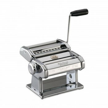 ※パッケージ、デザイン等は予告なく変更される場合があります。※画像はイメージです。商品タイトルと一致しない場合があります。オプションでカッター(1.0mm・3.5mm・12mm)があります。ローラーは間隔を調節することにより、お好みにあった厚さの麺を作る事ができます。※オプションのカッター(1.0・3.5・12mm)は別売りです。サイズ190×205×高さ150mm個装サイズ：25×20×15cm重量2.75kg個装重量：3062g素材・材質スチールクロームメッキ生産国イタリア広告文責:株式会社ホームセンターセブンTEL:0978-33-2811※パッケージ、デザイン等は予告なく変更される場合があります。※画像はイメージです。商品タイトルと一致しない場合があります。fk094igrjs