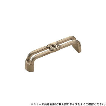 ※パッケージ、デザイン等は予告なく変更される場合があります。※画像はイメージです。商品タイトルと一致しない場合があります。デザインが特徴的なハンドルです。サイズ小個装サイズ：17.0×5.0×3.0cm重量個装重量：100g素材・材質亜鉛合金仕様カラー:ホワイトブロンズ生産国中国広告文責:株式会社ホームセンターセブンTEL:0978-33-2811※パッケージ、デザイン等は予告なく変更される場合があります。※画像はイメージです。商品タイトルと一致しない場合があります。fk094igrjs