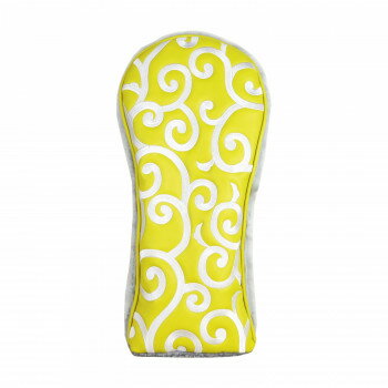 ※パッケージ、デザイン等は予告なく変更される場合があります。※画像はイメージです。商品タイトルと一致しない場合があります。ウェアとのコーディネートなど、人と違うスタイルを楽しむことができます。※製造過程において生地の使用箇所により、縫製部分にて柄パターン・デザインがずれていることがございます。あらかじめご了承ください。※生地の特性上、摩擦や水濡れなどにより色が移ることがあります。雨や汗などで本体が塗れた状態で使用する際は、ご注意ください。※モニターなどの設定により、実際の色味と異なって見える場合があります。予めご了承ください。サイズ個装サイズ：19×6×40cm重量個装重量：1000g素材・材質表面:合成皮革+刺繍背面:ポリエステルボア仕様ドライバー用(460ccサイズ対応)生産国中国広告文責:株式会社ホームセンターセブンTEL:0978-33-2811※パッケージ、デザイン等は予告なく変更される場合があります。※画像はイメージです。商品タイトルと一致しない場合があります。fk094igrjs