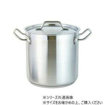 ※パッケージ、デザイン等は予告なく変更される場合があります。※画像はイメージです。商品タイトルと一致しない場合があります。IH(電磁調理器)とガスコンロの両方に対応の鍋です。IHでは、ステンレス鋼の磁性素材を利用し均一な加熱を実現。温度制御も正確です。ガスコンロでは、広範な互換性があり火力の調整が瞬時に可能。スープやパスタ、蒸し料理など様々な料理に使用できます。※お使いのモニターの性能により、実際の色と見え方が異なる場合がございます。※記載のサイズ詳細に誤差が生じる場合があります。予めご了承ください。※ご購入の際は、サイズ・容量・カラー等を必ずご確認の上、お買い求めくださいますようお願いいたします。【高い耐久性】ステンレスは錆びにくく腐食しにくいため、長期間の使用に耐えられる頑丈な素材です。酸性やアルカリ性の食材に対しても安定しているので、料理の風味を損なうことなく調理でき、プロの厨房から一般家庭のキッチンまで幅広く使われています。【均一な熱伝導】ステンレスは鉄製に比べて熱伝導性が低いため、底が厚く設計されたステンレス寸胴鍋は、熱を均等に分散させ焦げ付きを防ぎます。食材を均一に加熱することで焼き色を付けたり甘みを引き出すなど美味しく仕上げることができます。また、保温性が高く料理が冷めにくいです。サイズ41.8×31.5×34.3cm個装サイズ：42×32×35cm重量約4.6kg個装重量：4600g素材・材質ステンレス(21-0)アルミニウムステンレス(18-0)仕様蓋付き直径内寸:30cm直径外寸:31.5cm容量(満水時):20.8L厚み:1mmIH・ガス対応生産国中国広告文責:株式会社ホームセンターセブンTEL:0978-33-2811※パッケージ、デザイン等は予告なく変更される場合があります。※画像はイメージです。商品タイトルと一致しない場合があります。fk094igrjs