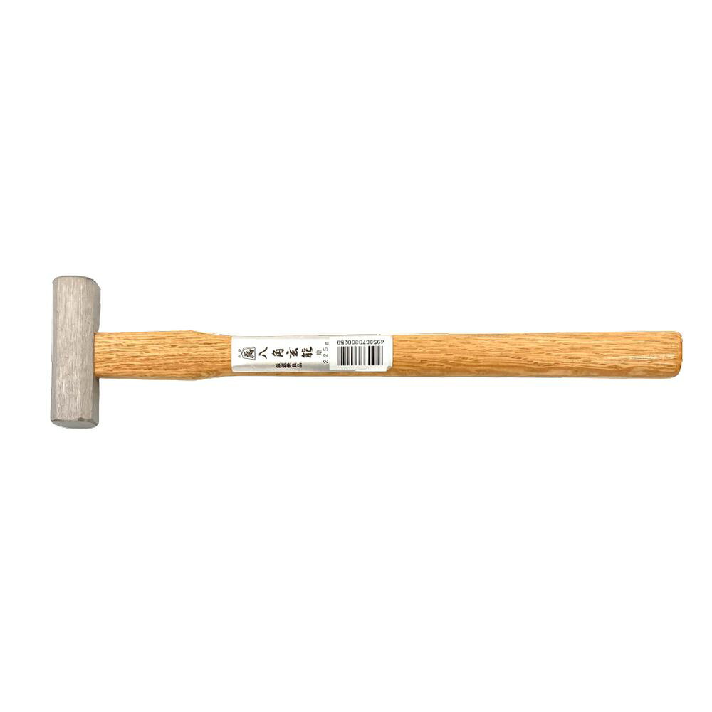 「須佐製作所 王将 磨八角玄能 225g 」は株式会社ホームセンターセブンが販売しております。メーカー須佐製作所品名王将 磨八角玄能 225g 品番又はJANコードJAN:4953673300259サイズ-重量315g商品説明●側面が使えるので狭い所での横打ちもできます。【用途】●釘打ち。【機能】●角部も打ちやすいので多業種に用いられます。【仕様】■サイズ：225g。■全長：330mm。■頭長：76mm。■口径：20×22mm。【材質】■炭素鋼。■樫。【注意事項】■用途以外に使用しないで下さい。■ヘルメット・ゴーグルを着用して使用して下さい。■頭・ハンドル・グリップにガタツキが出た場合は使用を中止し、修理をして下さい。※パッケージ、デザイン等は予告なく変更される場合があります。※画像はイメージです。商品タイトルと一致しない場合があります。《大工道具 金槌 木柄玄能》商品区分：原産国：広告文責：株式会社ホームセンターセブンTEL：0978-33-2811