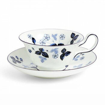 (B) ウェッジウッド 　ストロベリー インクブルー ティーカップ＆ソーサー ピオニー　1072182【メーカー直送：代金引換不可：同梱不可】【北海道・沖縄・離島は配達不可】