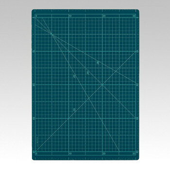 クロバー カッティングマット 45×32cm 57-643【メーカー直送：代金引換不可：同梱不可】【北海道・沖縄..