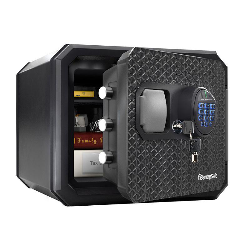 セントリー 【特別な保証付き・搬入設置無料】 プレミアムクロス 緊急解錠キー付テンキー式 耐火・耐水金庫 据置型 22.9L A4 JPW082HSB