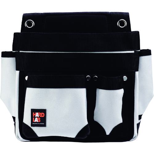 《メーカー》（株）コヅチ《品番》HL-303W《特長》●軽くて、丈夫で、色落ちしにくい生地を使用しております。●サビに強いステンレス金具を使用しております。●ベルト通しの補強加工が施されています。●ベルト通し部分がバックスリット加工になっております。●前面のポケットがスイングポケットになっており、道具が取り出しやすく様々な姿勢の変化に対応します。《用途》●作業工具、小物類の収納に。《仕様》●色:白●形状:棟梁型釘袋●幅(mm):240●奥行(mm):75●高さ(mm):265●ベルト通し幅(mm):80《仕様2》●棟梁型釘袋《原産国（名称）》中国《材質／仕上》●生地:人工スエード・ナイロン　金具:ステンレス《セット内容／付属品》《注意》●化学繊維を使用しておりますので、火気には近づけないで下さい。●本体にほつれやリベットの破損などの異常が出ましたら、ご使用を中止して下さい。《JANコード》4934053012689《本体質量》510.0g※こちらの商品は送料無料対象外です。※「送料無料」と表示されても別途送料が必要となりますのでご注意ください。コヅチ　ハード・ラボ　棟梁型釘袋〔品番：HL-303W〕[注番:2013587][本体質量：510.0g]《包装時基本サイズ：570.00×300.00×585.00》〔包装時質量：6100.0g〕分類》手作業工具》バックパック・ツールバッグ》工具差し・腰袋☆納期情報：取寄管理コード(005) メーカー直送品 (欠品の場合有り)