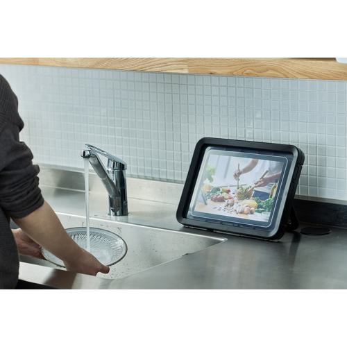 ■RHYTHM 防水ケース(タブレット用)〔品番:9YY019RH02〕【6828890:0】[送料別途見積り][掲外取寄][店頭受取不可]