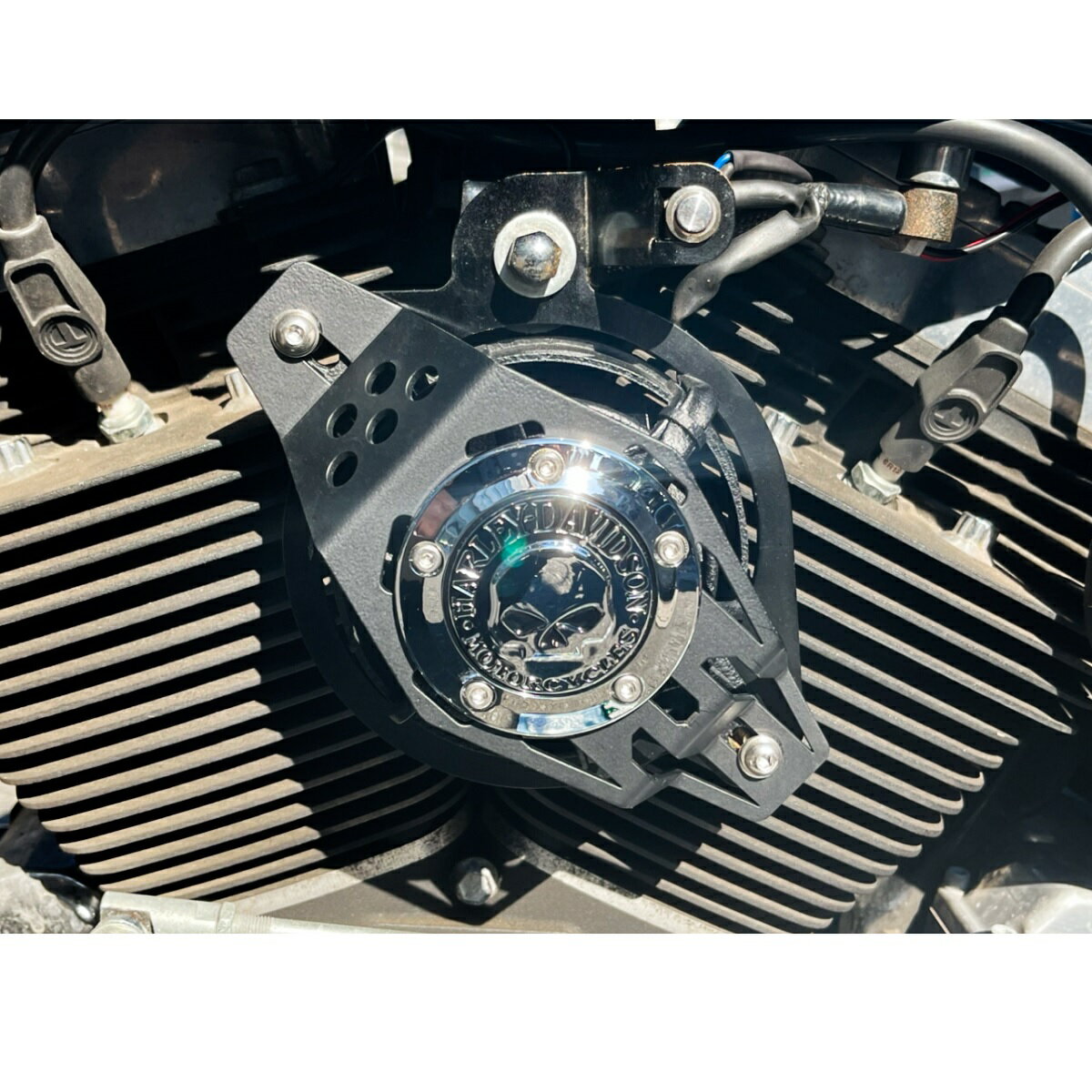 カウベルホーン装着車用シリンダーヘッドクーラーマットブラック【WMW】WMW-CHC02