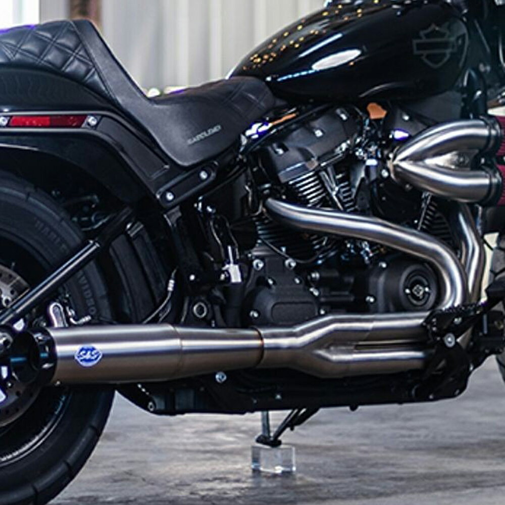 M8 ソフテイル スーパーストリート・レース仕様 2-1フルエキゾーストマフラー (ステンレス) S&S