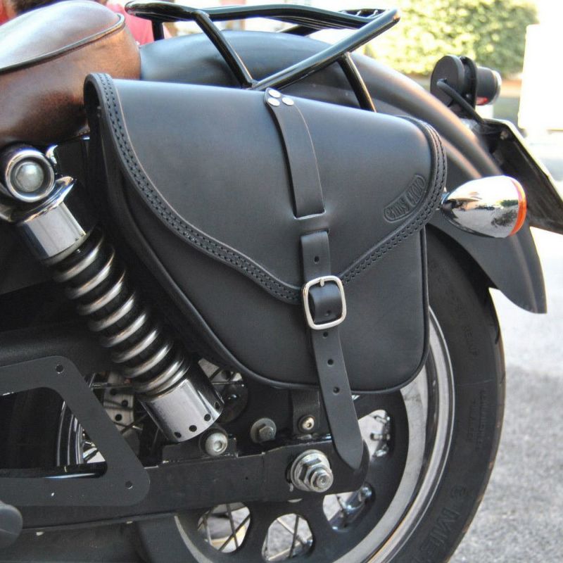 エンズクオイオ Small Tango レザーサドルバッグ 5.6L 左用 (ブラック) ダイナ(2)