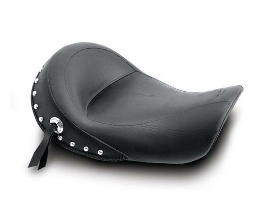 【マスタング】 ソロシート '06以降ダイナ用 スタッド付き 76106