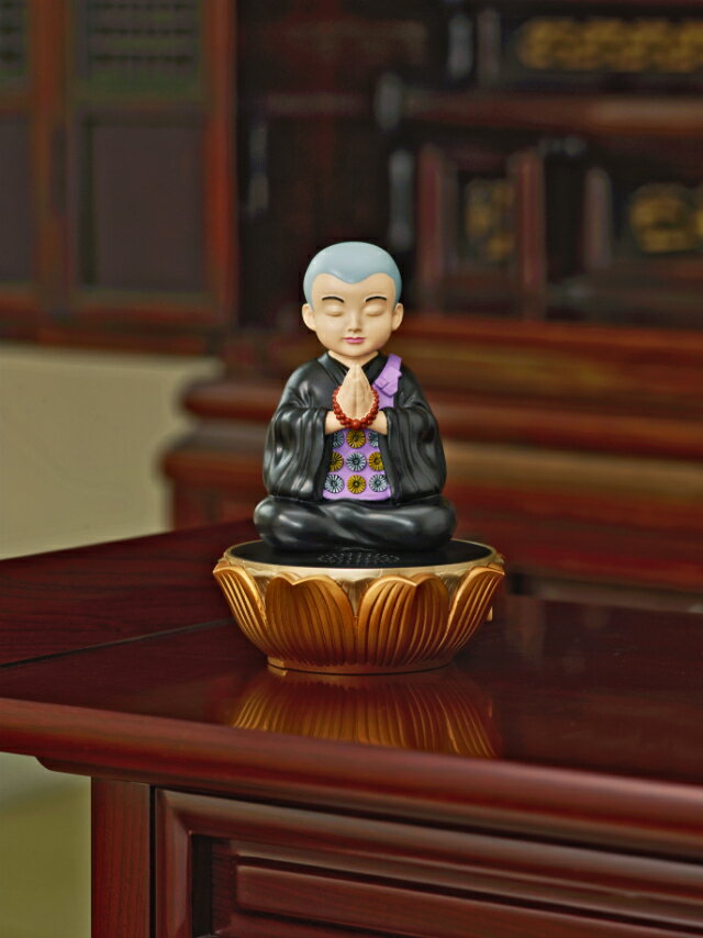 道しるべ 我が家の小さなお坊さん 般若心経 佛説般若心経 般若心経マントラ 音声 読み上げ 心経 仏教 簡易 お経プレーヤー 朝夕 おつとめ 読経 練習 お経 プレーヤー 再生 停止 音量調整 人形型お経プレーヤー お坊さん人形 お坊さん グッズ おすすめ 人気