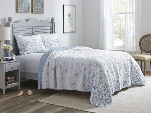 【キング】 Laura Ashley ローラ アシュレイ Flora Blue キルト・セット (フローラ・ブルー) 243×264cm 薄手掛け布団1枚&枕カ...
