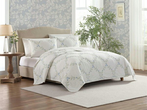 【キング】 Laura Ashley ローラ アシュレイ Floral Embroidery キルト・セット (ブルー) 243×264cm 刺しゅう入り薄手掛...