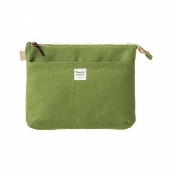 「送り先が、北海道・沖縄・離島 他、特殊地域の場合、ショップにて注文確認後に別途追加送料をご案内させていただく場合がございます。」「お客様都合でのキャンセルの場合、出荷前後にかかわらずキャンセル料などの手数料が発生いたしますので予めご了承ください。」「メーカーより取り寄せ商品のため、在庫状況によっては欠品・廃盤の可能性があります。あらかじめご了承ください。」大きく開くスリット入り間口で、出し入れもしやすいシンプルなポーチ。サイズ280×10×210mm個装サイズ：30×24×4cm重量個装重量：160g素材・材質本体:コットン・ポリエステル生産国中国fk094igrjs