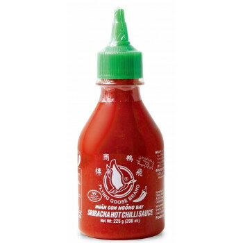 「送り先が、北海道・沖縄・離島 他、特殊地域の場合、ショップにて注文確認後に別途追加送料をご案内させていただく場合がございます。」「お客様都合でのキャンセルの場合、出荷前後にかかわらずキャンセル料などの手数料が発生いたしますので予めご了承ください。」「メーカーより取り寄せ商品のため、在庫状況によっては欠品・廃盤の可能性があります。あらかじめご了承ください。」タイ産の濃厚な赤とうがらしをたっぷり詰めたチリソース。炒めご飯、春巻き、ポテトフライ、ピザ、ホットドッグ、唐揚げ、焼そば、ラーメンなんでも合います。サイズ個装サイズ：19×24×17cm重量個装重量：3400g仕様賞味期間：製造日より540日生産国タイfk094igrjs