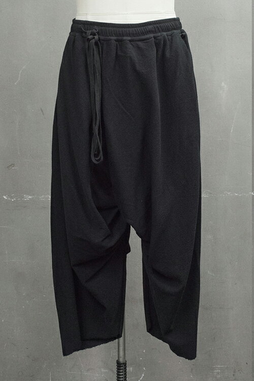JULIUS DRAPE CROPPED PANTS
