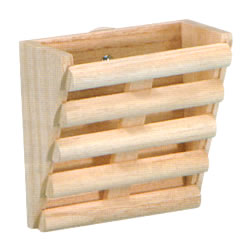 牧草フィーダーになるかじり木/牧草入れ 食器 固定 天然木材 ストレス解消 ウサギ うさぎ モ...