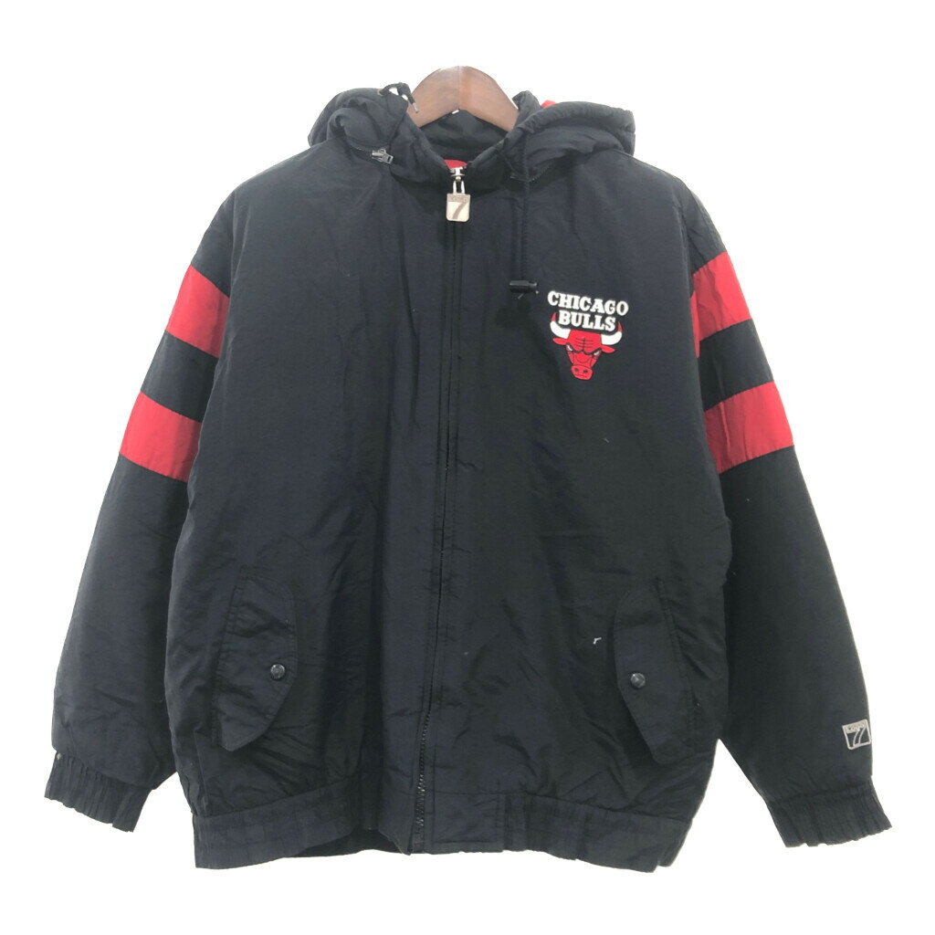 90s シカゴブルズ 中綿入りナイロンジャケット Vintage 90s シカゴブルズ 中綿入りナイロンジャケット Vintage