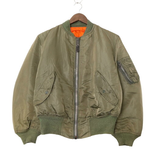 70年代 USA製 ALPHA INDUSTRIES アルファ USAF MA-1 フライトジャケット ミリタリーオリーブ (メンズ SMALL) 中古 古着 A0732 70年代 USA製 ALPHA INDUSTRIES アルファ USAF MA-1 フライトジャケット ミリタリーオリーブ (メンズ SMALL) 中古 古着 A0732