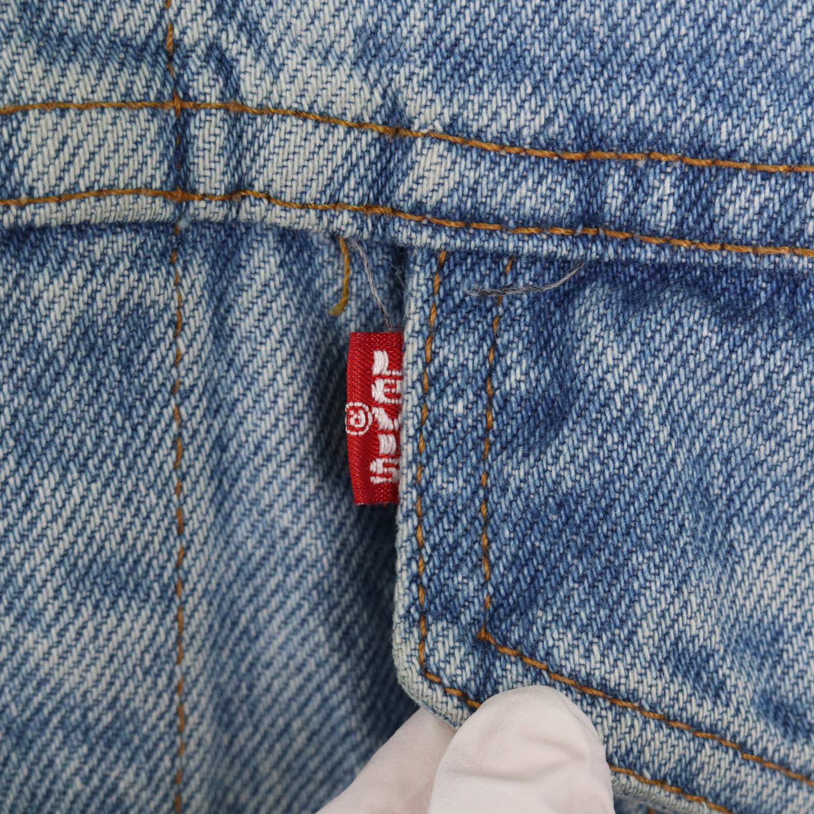 90年代 USA製 Levi's リーバイス 70506-0216 デニムジャケット ライトブルー (メンズ 42) 中古 古着 A2935 3