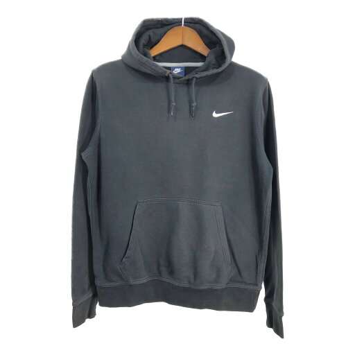NIKE ナイキ スウェット パーカー スポーツ ワンポイントロゴ ブラック (メンズ M) 中古 古着 S8656 NIKE ナイキ スウェット パーカー スポーツ ワンポイントロゴ ブラック (メンズ M) 中古 古着 S8656