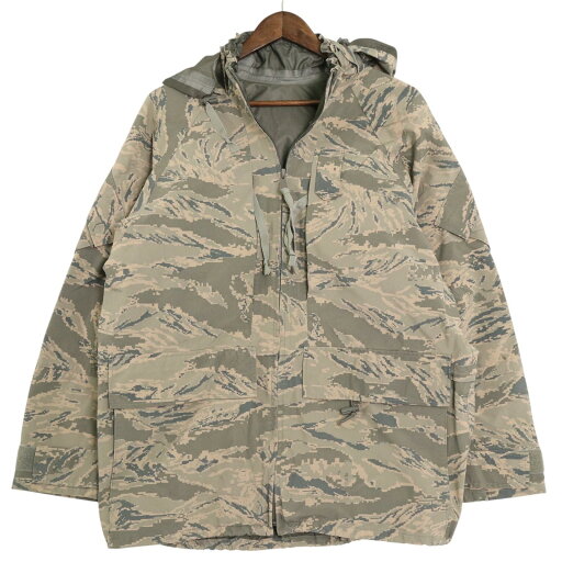 00年代 米軍実物 U.S.AIRFORCE APECS GORETEX パーカー ミリタリー ABUカモ セージグリーン (メンズ MEDIUM REGULAR) 中古 古着 A3369 00年代 米軍実物 U.S.AIRFORCE APECS GORETEX パーカー ミリタリー ABUカモ セージグリーン (メンズ MEDIUM REGULAR) 中古 古着 A3369