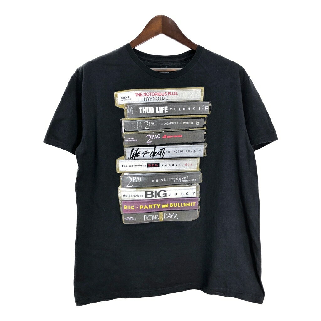 2pac トゥーパック The Notorious B.I.G. ノトーリアス・B.I.G. カセットテープ 半袖Tシャツ ブラック(..