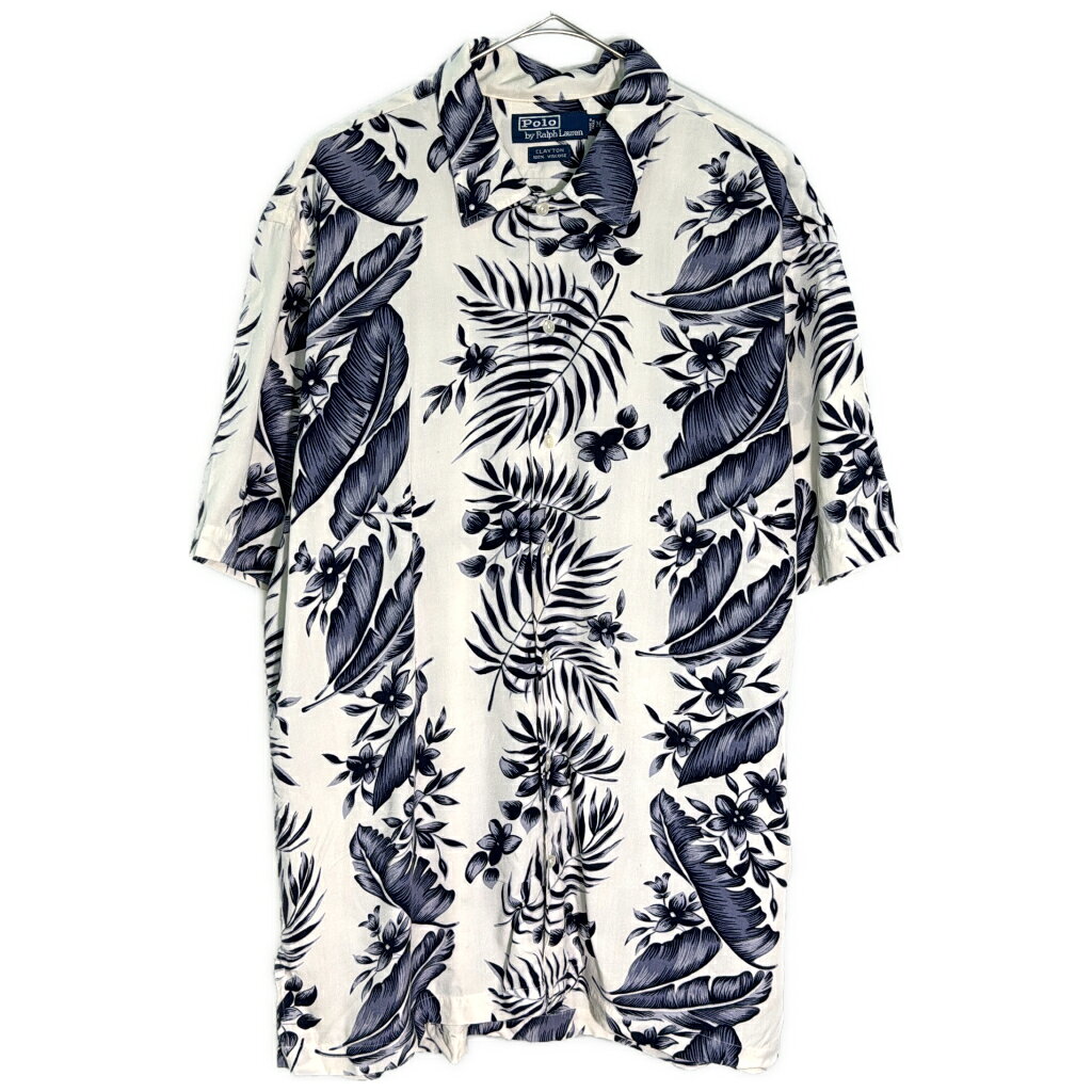 DESCRIPTION ブランドPolo by Ralph Lauren/ポロ ラルフローレン サイズ【サイズ】M【実寸】 肩幅：約51cm着丈：約80cm身幅：約64cm袖丈：約26cm 主な素材表地 : レーヨン 色ホワイト 仕様 CLAYTON植物 状態 キズ： 背中右側に細かなキズ数か所あり破れ： 右袖、腹部、左肩、背中、裾に細かな破れあり特記事項： 首元に色褪せあり 商品管理番号Y5294 ABOUT ITEM商品撮影時の照明やお使いのモニター・ブラウザ等ご覧いただく環境により実物と商品画像の色が多少異なる場合がございます。全てアメリカからの輸入品ですがブランドやアイテムによりそれぞれサイズ感が異なります。生地の伸縮や厚み等、測定に多少の誤差が生じる場合がございますが、表記サイズと合わせまして実寸値を記載させていただいておりますので必ずご確認ください。新品や未使用品と記載があるもの以外は全て中古品ですので、程度は異なりますが使用感がございます。状態は慎重に確認し商品説明や画像により記載しておりますが、全てを記載することは中古品の特性上困難です。ご不明な点やご質問がございましたらお気軽にお問い合わせください。