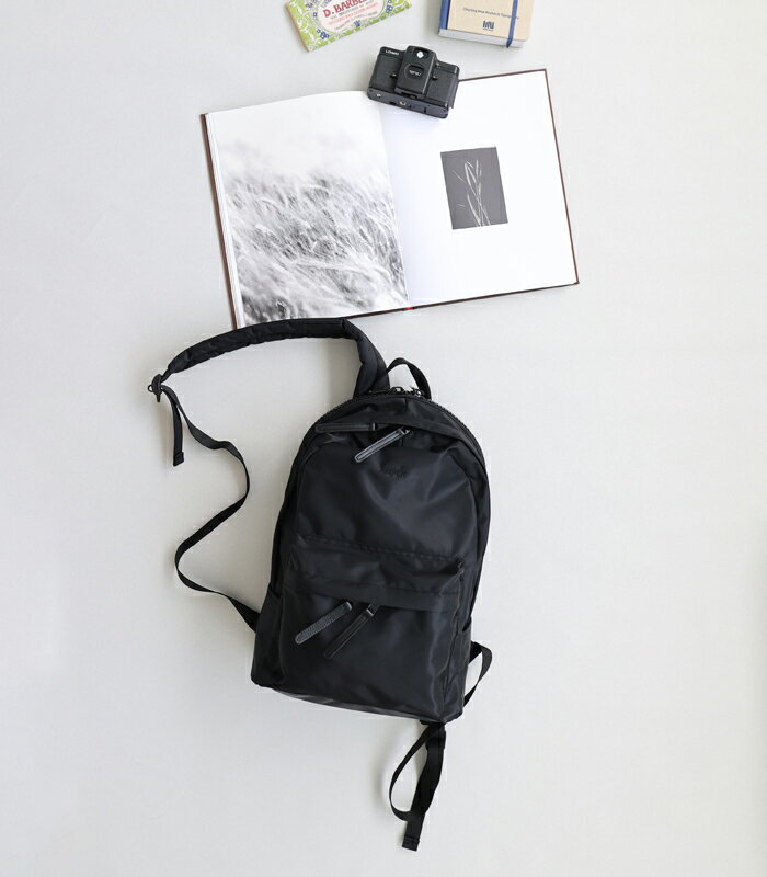 Ampersand ナイロン ボディバッグ ブラック Ampersand ナイロン ボディバッグ ブラック Ampersand (バッグ