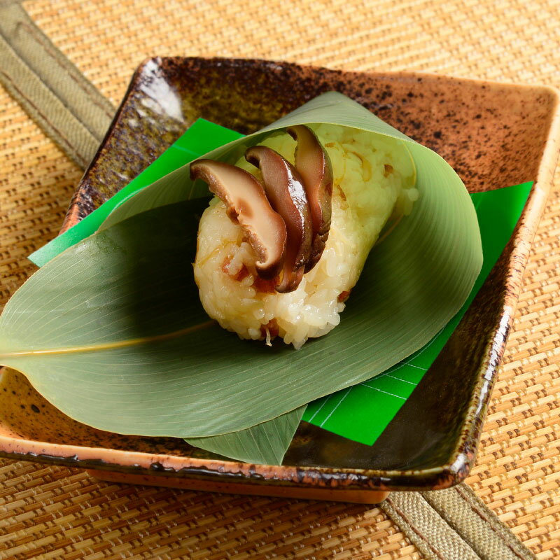 聘珍樓 惣菜 聘珍樓 端午節粽 椎茸ちまき（笹の葉）「緑」（ 中華おこわ ）【冷凍】| 内祝 お返し ギフト プレゼント横浜 中華街 聘珍楼 端午の節句 点心 飲茶 横浜中華街 中華 惣菜 お取り寄せ グルメ 高級 熨斗 贈り物 お礼 誕生日